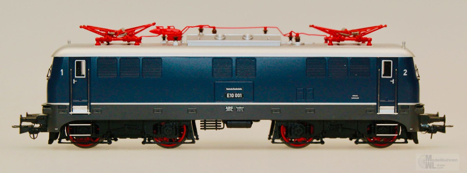 Liliput 132520 - Liliput - E-Lok E10 001 DB Ep.III blau H0/GL